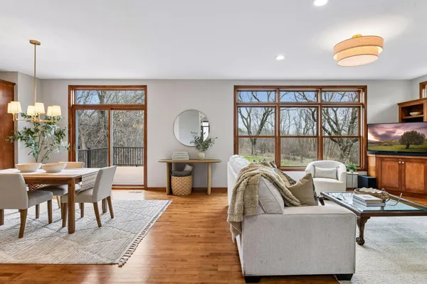 $1,100,000 | 1360 Zircon Lane, Plymouth, MN 55447