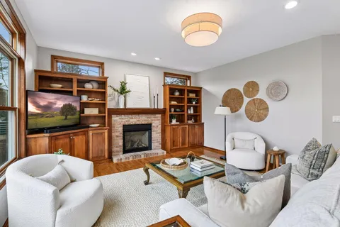 $1,100,000 | 1360 Zircon Lane, Plymouth, MN 55447
