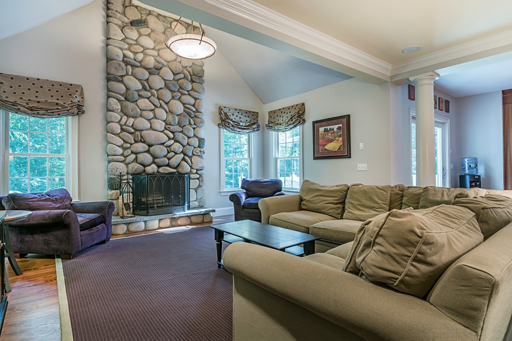 56 Lorena Road Winchester, MA 01890 - Photo 3 of 27