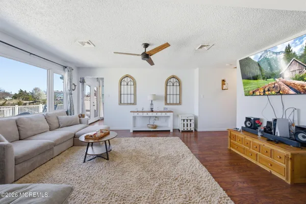$400,000 | 21 South Boston Drive, Little Egg Harbor, NJ 08087