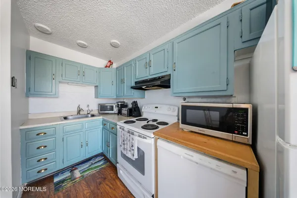 $400,000 | 21 South Boston Drive, Little Egg Harbor, NJ 08087