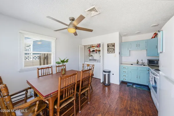$400,000 | 21 South Boston Drive, Little Egg Harbor, NJ 08087