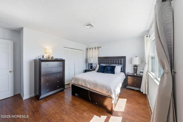 $400,000 | 21 South Boston Drive, Little Egg Harbor, NJ 08087