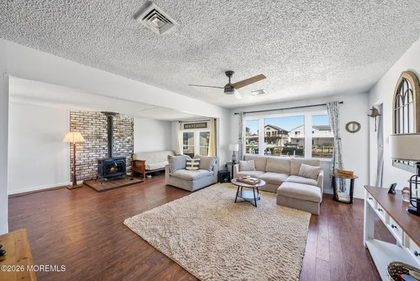 $400,000 | 21 South Boston Drive, Little Egg Harbor, NJ 08087