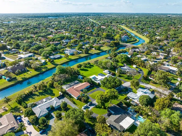 $1,249,000 | 17020 Southwest 83rd Court, Palmetto Bay, FL 33157