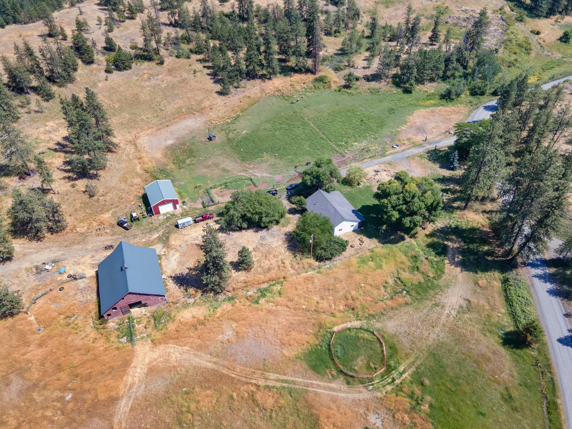 9204 North Dover Road Nine Mile Falls, WA 99026 - Photo 3 of 42 Gallery Image 3