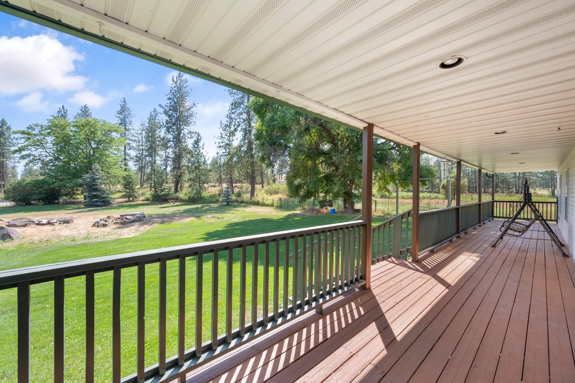 9204 North Dover Road Nine Mile Falls, WA 99026 - Photo 5 of 42 Gallery Image 5