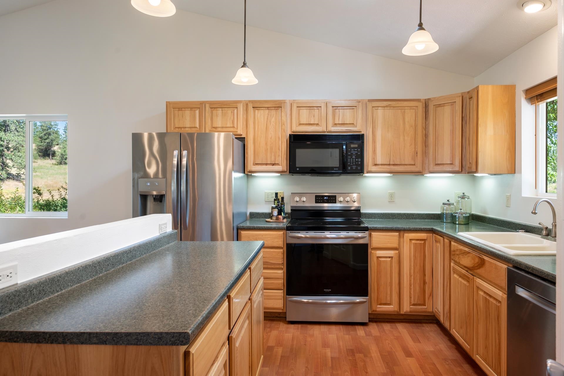 9204 North Dover Road Nine Mile Falls, WA 99026 - Photo 8 of 42 Gallery Image 8