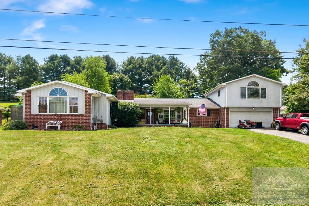 712 Mercer Road Rich Creek, VA 24147 - Photo 1 of 47 Gallery Image 1