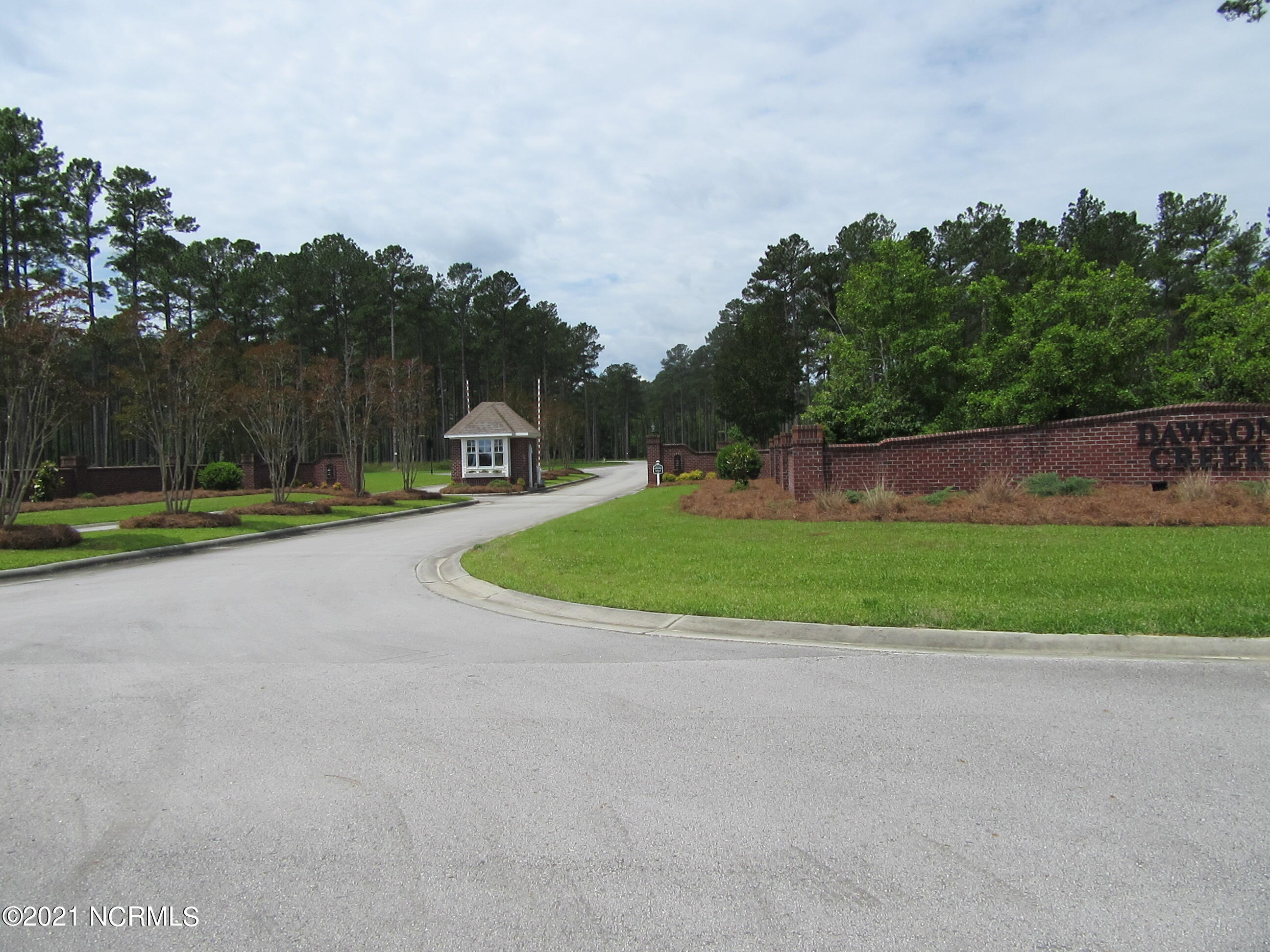 127 Corolla Loop Road Arapahoe, NC 28510 - Photo 2 of 7 Entrance