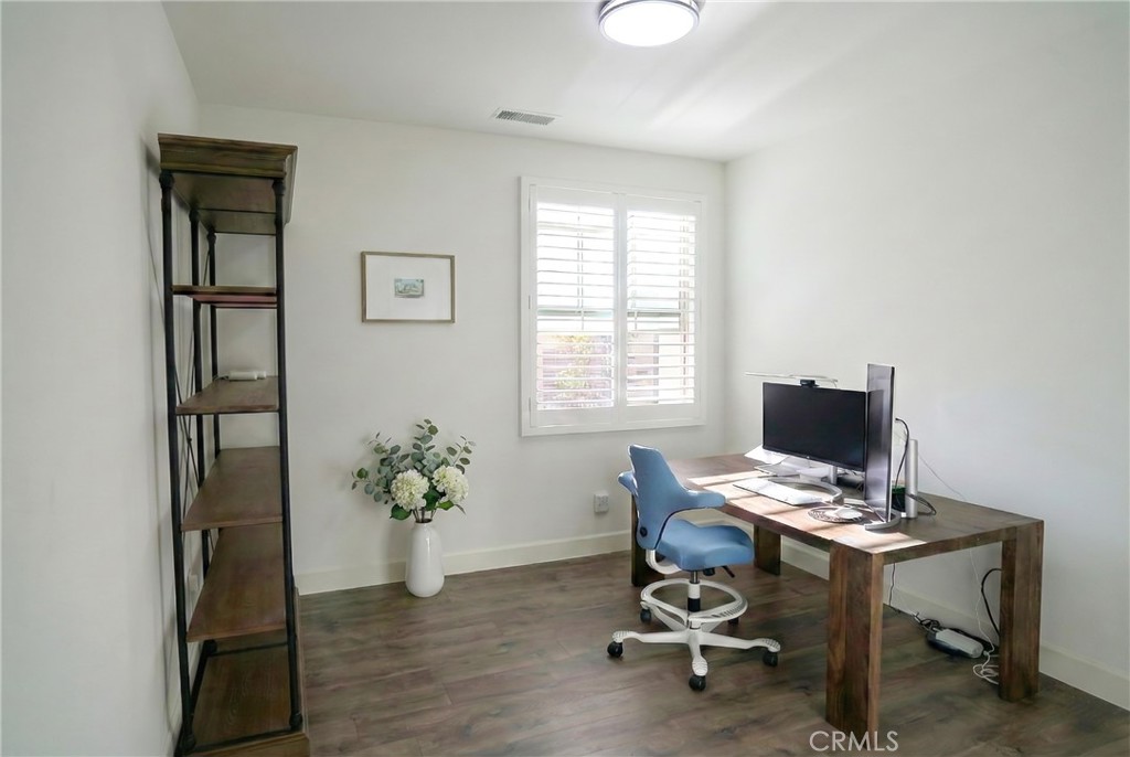 109 Sugar Cane Irvine, CA 92620 - Photo 13 of 26 a workspace with furniture and a window