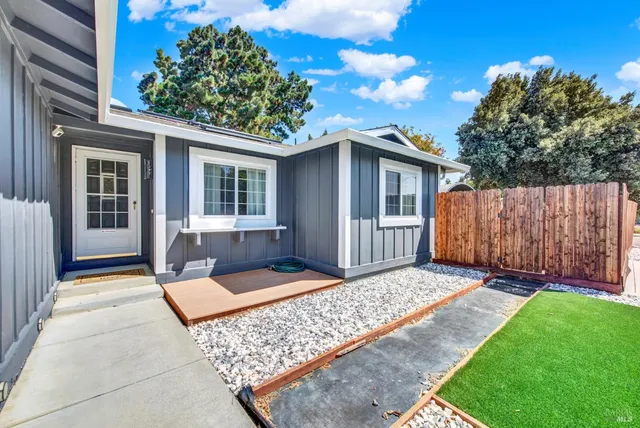 $649,900 | 680 Silver Lake Drive, Fairfield, CA 94534