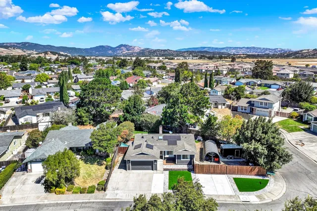 $649,900 | 680 Silver Lake Drive, Fairfield, CA 94534