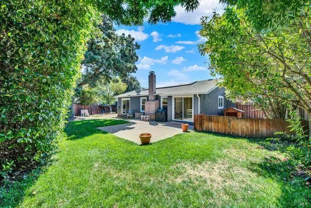 $649,900 | 680 Silver Lake Drive, Fairfield, CA 94534