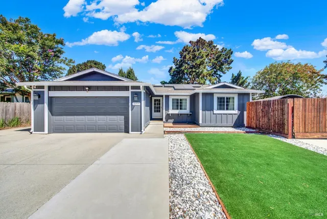 $649,900 | 680 Silver Lake Drive, Fairfield, CA 94534