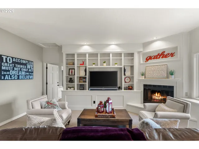 $1,795,000 | 2543 Palisades Crest Drive, Lake Oswego, OR 97034