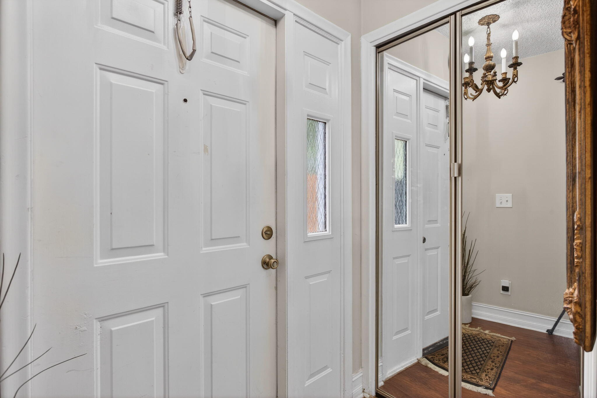 2122 Northeast 44th Street Lighthouse Point, FL 33064 - Photo 11 of 36 Entry w/Hall Closet