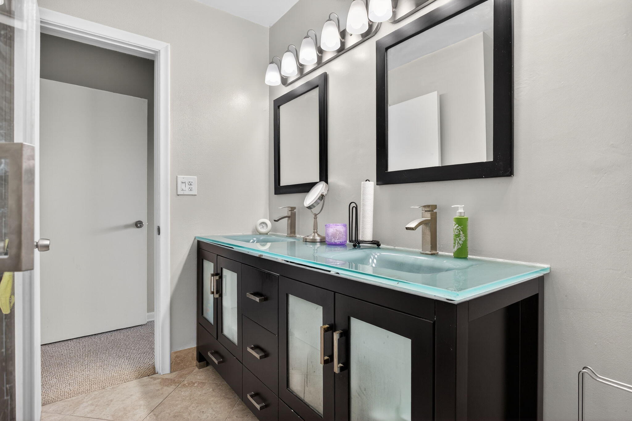 2122 Northeast 44th Street Lighthouse Point, FL 33064 - Photo 28 of 36 Double Sink Vanity