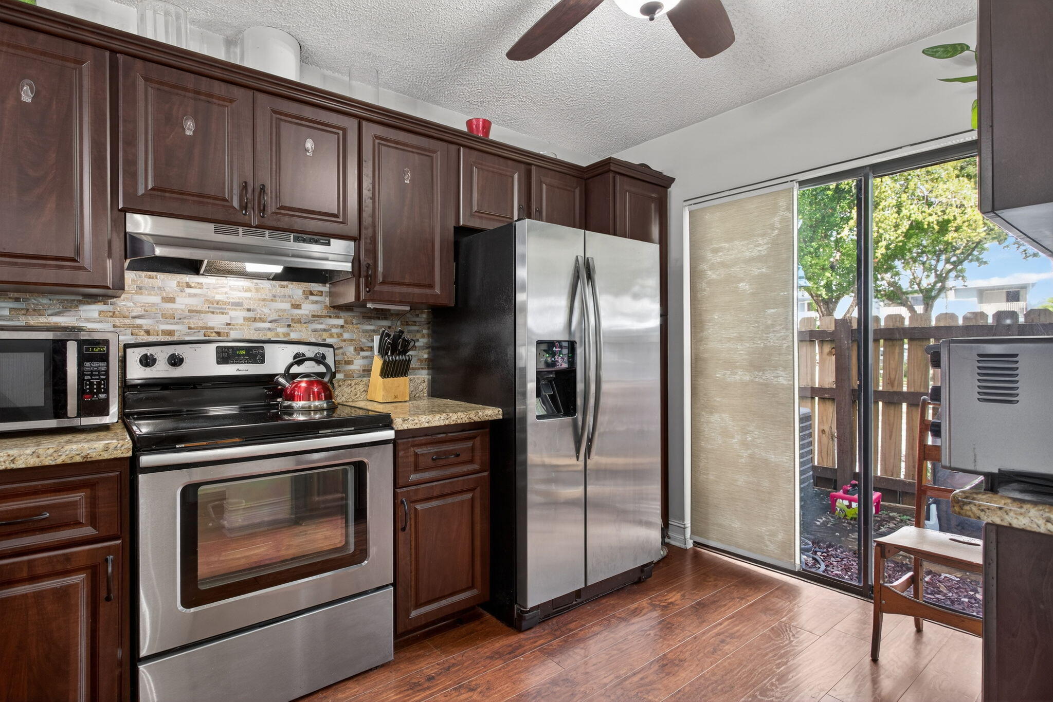 2122 Northeast 44th Street Lighthouse Point, FL 33064 - Photo 9 of 36 Stainless Steel Appliances