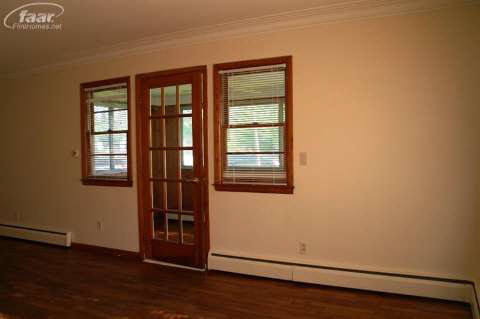 2188 South Dye Road Flint, MI 48532 - Photo 15 of 49 20402383-14.JPG