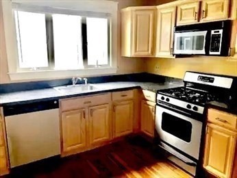 80 Windsor Road, Unit 80 Medford, MA 02155 - Photo 3 of 13