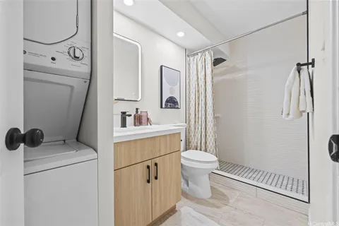 $395,000 | 2092 Kūhiō Avenue, Unit 1404, Honolulu, HI 96815