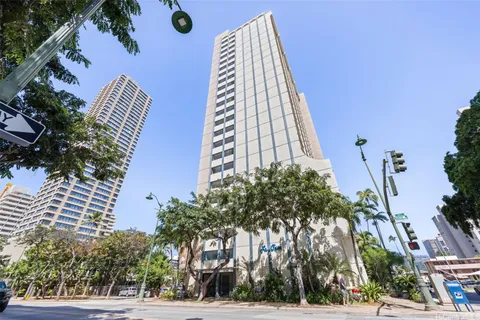 $395,000 | 2092 Kūhiō Avenue, Unit 1404, Honolulu, HI 96815