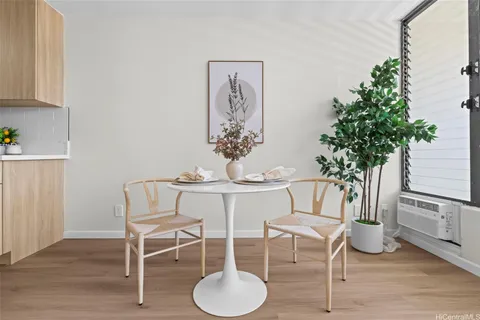 $395,000 | 2092 Kūhiō Avenue, Unit 1404, Honolulu, HI 96815