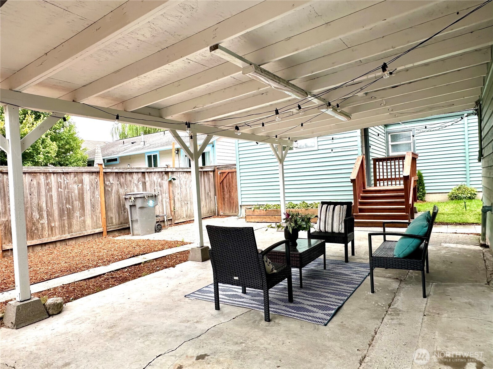421 Wells Avenue North Renton, WA 98057 - Photo 30 of 35