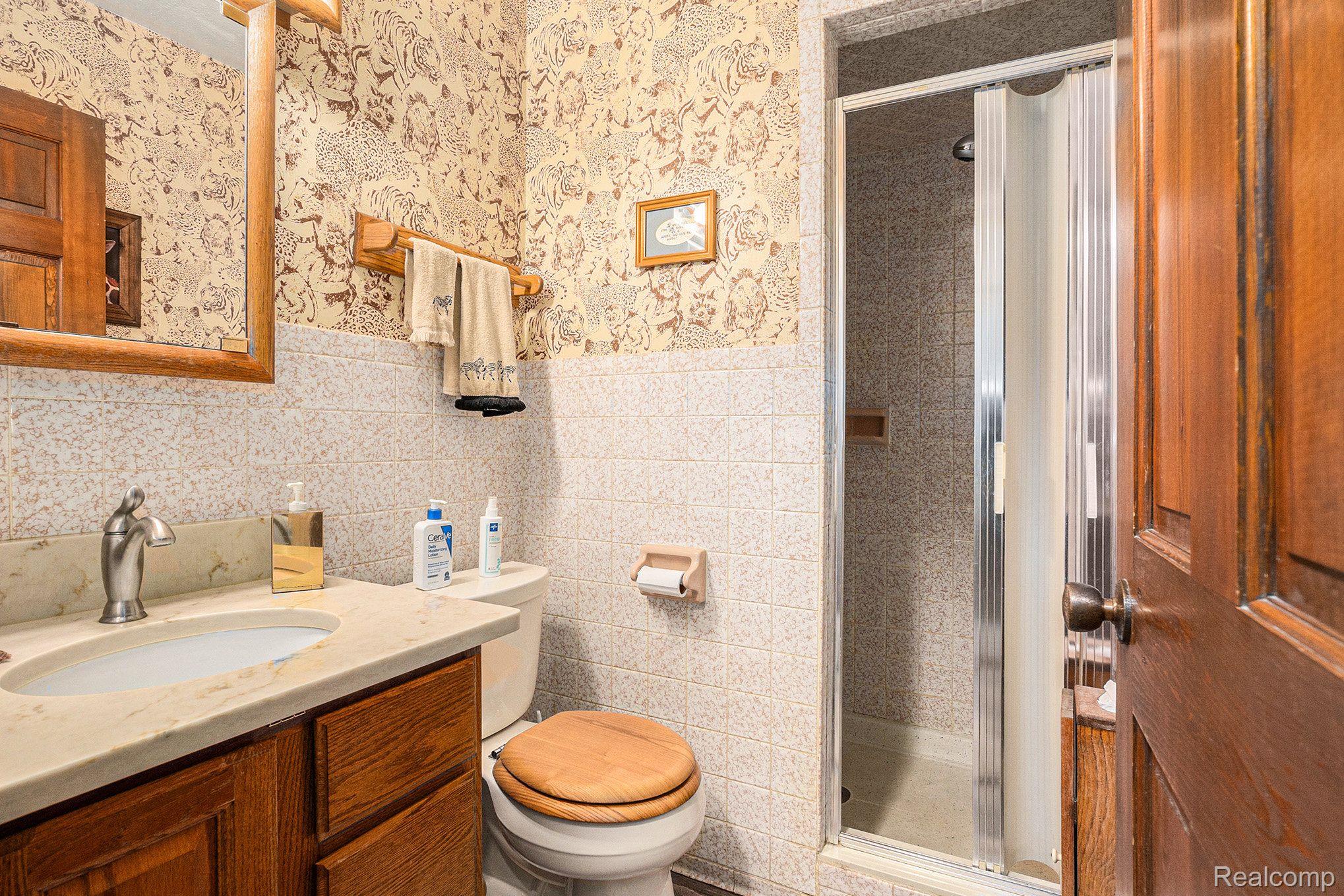 12067 Torrey Road Fenton, MI 48430 - Photo 18 of 28 Gallery Image 18
