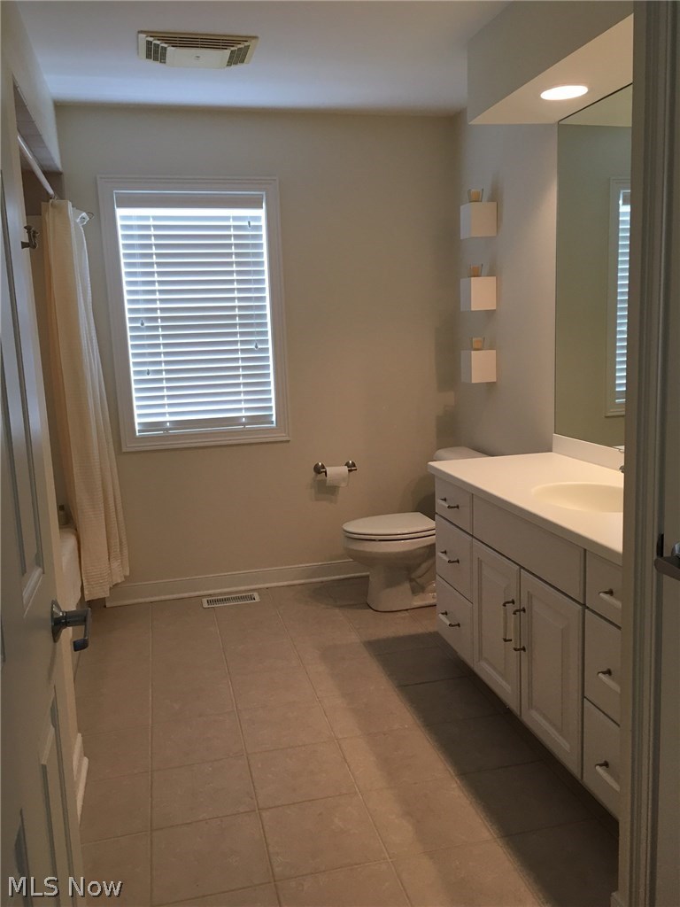 249 Burwick Road Cleveland, OH 44143 - Photo 21 of 29 Gallery Image 21