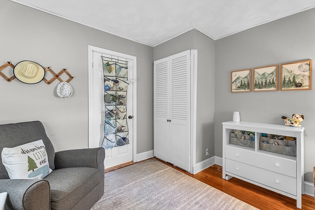898 Boston Road Billerica, MA 01821 - Photo 17 of 38 a living room with furniture and a window