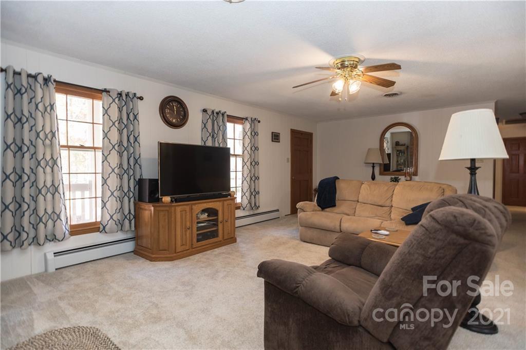 147 Ashbrook Road Statesville, NC 28677 - Photo 2 of 38 Gallery Image 2