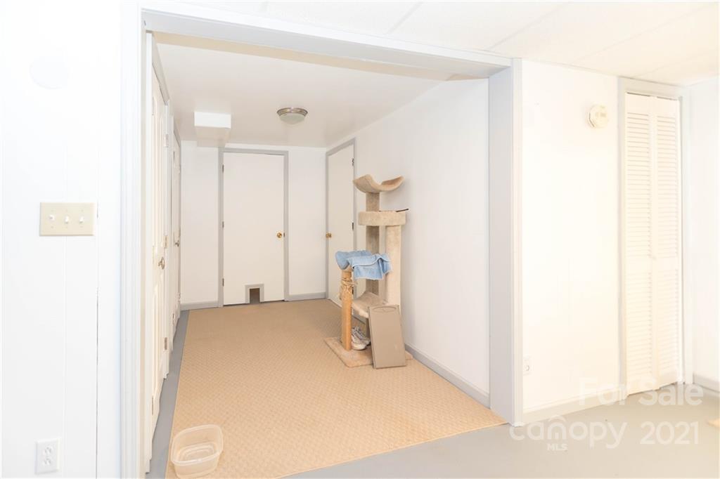 147 Ashbrook Road Statesville, NC 28677 - Photo 17 of 38 Gallery Image 17