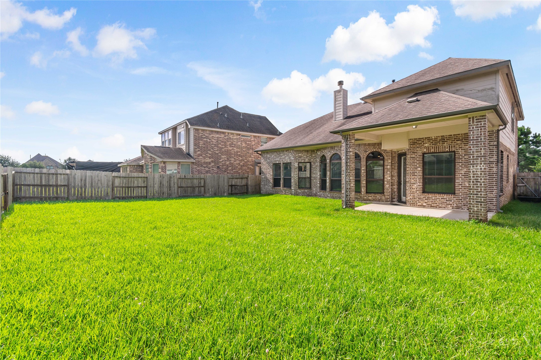 13419 Golden Plantation Lane Rosharon, TX 77583 - Photo 3 of 47