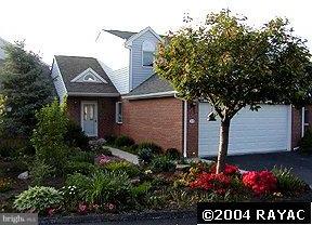 389 Tri Hill Road York, PA 17403 - Photo 1 of 4