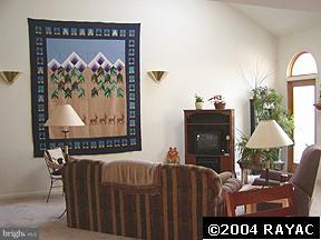 389 Tri Hill Road York, PA 17403 - Photo 2 of 4
