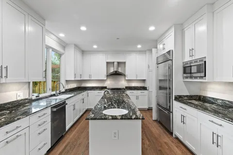 $4,395,000 | 2140 Monterey Avenue, Menlo Park, CA 94025
