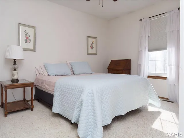 $350,000 | 1233 Newport Landing Drive, Fenton, MO 63026