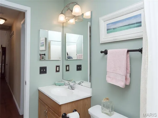 $367,000 | 1233 Newport Landing Drive, Fenton, MO 63026