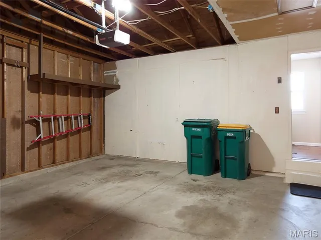 $350,000 | 1233 Newport Landing Drive, Fenton, MO 63026