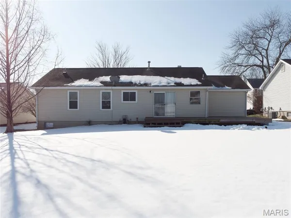 $367,000 | 1233 Newport Landing Drive, Fenton, MO 63026