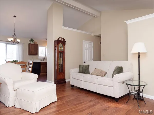 $367,000 | 1233 Newport Landing Drive, Fenton, MO 63026