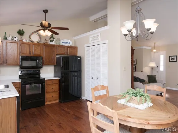 $367,000 | 1233 Newport Landing Drive, Fenton, MO 63026