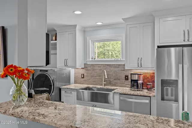 $1,350,000 | 214 Freeman Way, Aberdeen, NC 28315