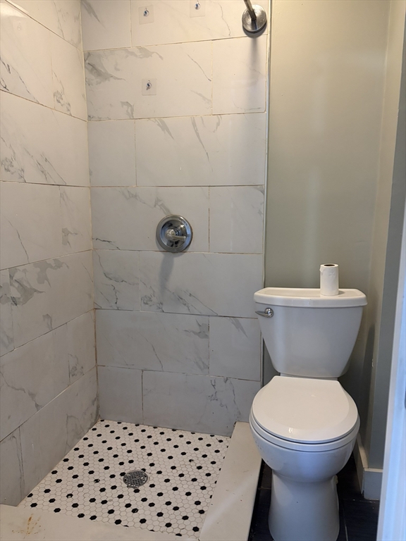 23 Brow Street, Unit 1W Fall River, MA 02721 - Photo 7 of 8