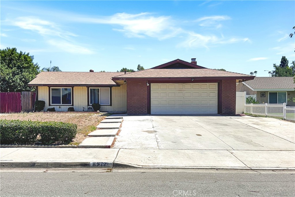 6972 Manhattan Drive Riverside, CA 92506 - Photo 1 of 25 Front