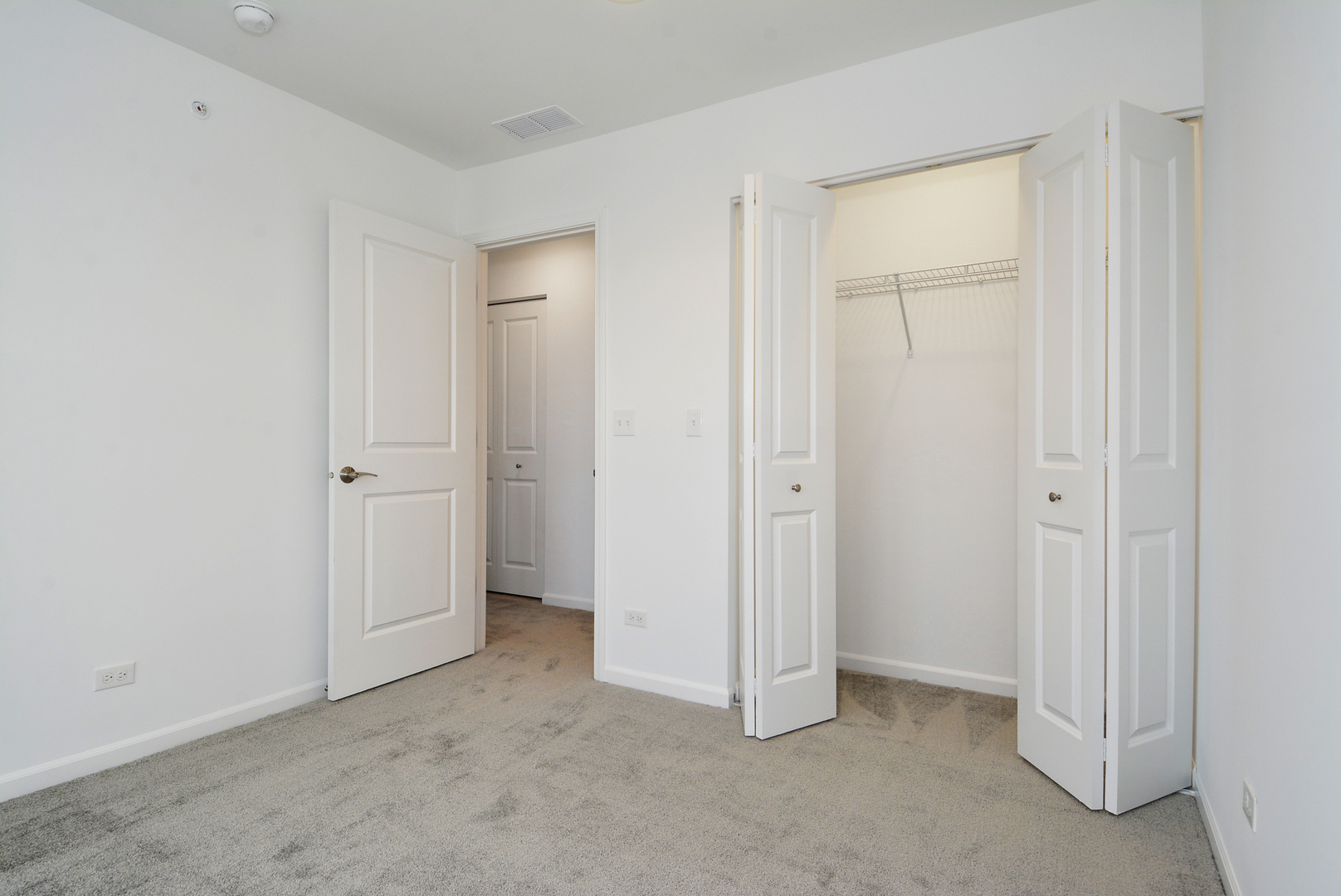 309 Timberleaf Circle Roselle, IL 60172 - Photo 11 of 16 a view of an empty room