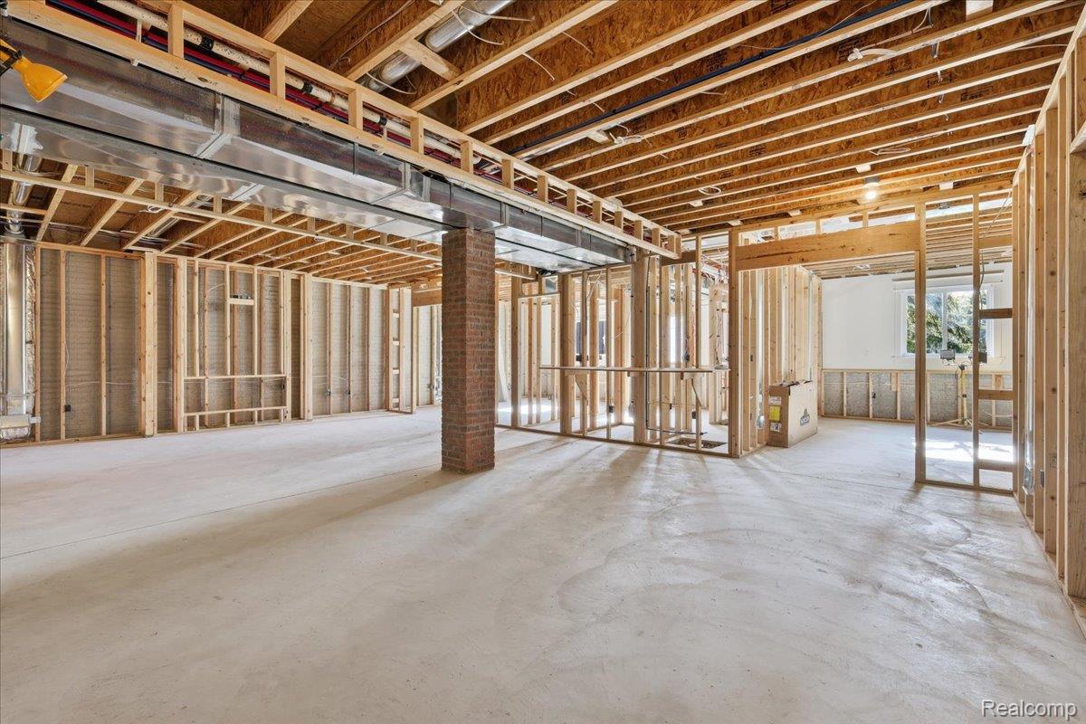 35339 West 13 Mile Road Farmington, MI 48331 - Photo 43 of 72 Ready for your personal touch!