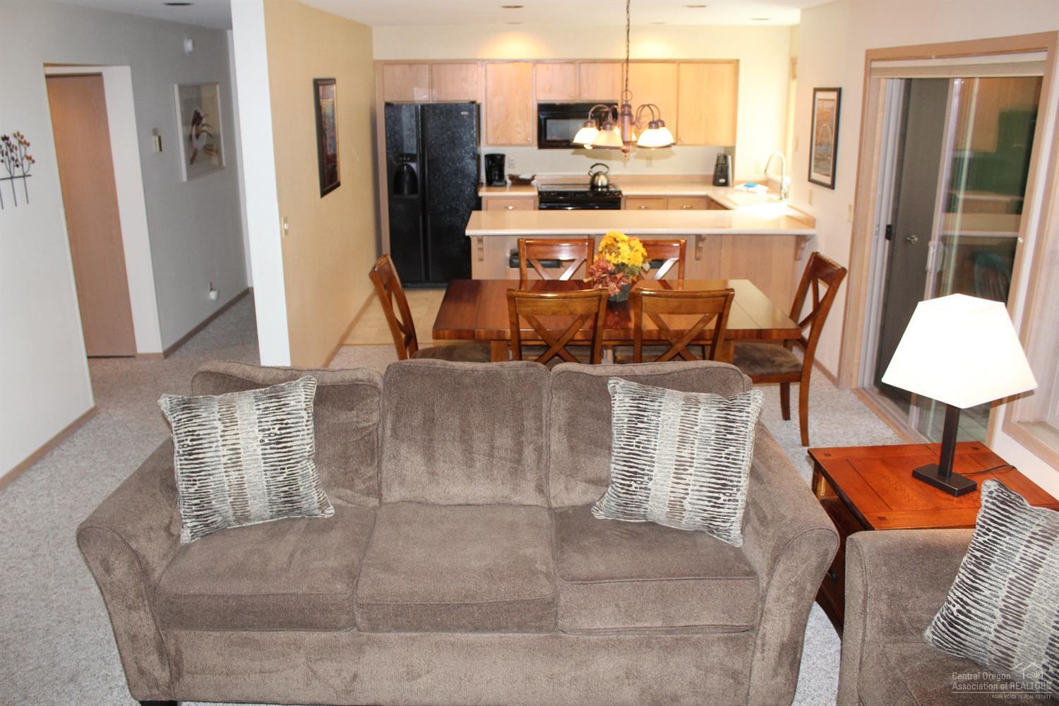 57377 Beaver Ridge Loop, Unit 29B Sunriver, OR 97707 - Photo 5 of 23 Additional Photo